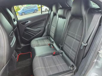 MERCEDES-BENZ A CLASS 2.1 A200 CDI Sport Hatchback 5dr Diesel 7G-DCT Euro 6 (s/s) (136