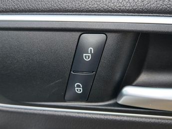 MERCEDES-BENZ A CLASS 1.5 A180d Sport (Premium) Hatchback 5dr Diesel 7G-DCT Euro 6 (s/