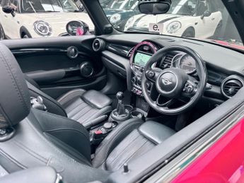 MINI CONVERTIBLE 1.5 Cooper Convertible 2dr Petrol Manual Euro 6 (s/s) (136 ps)