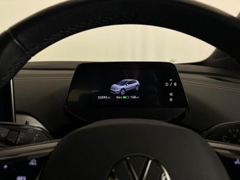 VOLKSWAGEN ID.4 Pro 77kWh Match SUV 5dr Electric Auto (286 ps)