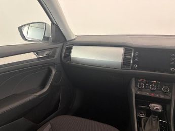 SKODA KODIAQ 1.5 TSI ACT SE Drive SUV 5dr Petrol DSG Euro 6 (s/s) (7 Seat) (1