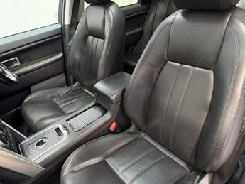 LAND ROVER DISCOVERY SPORT 2.0 TD4 HSE SUV 5dr Diesel Auto 4WD Euro 6 (s/s) (180 ps)