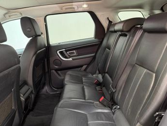 LAND ROVER DISCOVERY SPORT 2.0 TD4 HSE SUV 5dr Diesel Auto 4WD Euro 6 (s/s) (180 ps)