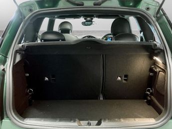 MINI Electric Hatch Cooper SE 32.6kWh Level 3 Hatchback 3dr Electric Auto (184 ps)