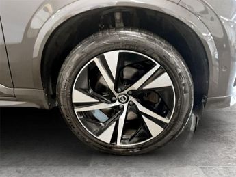 VOLVO XC90 2.0 B5 MHEV Plus SUV 5dr Diesel Hybrid Auto 4WD Euro 6 (s/s) (23