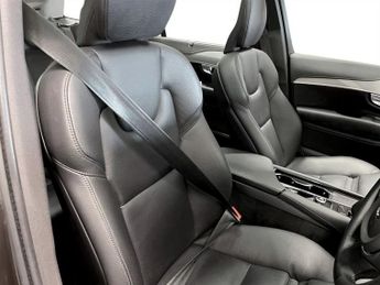 VOLVO XC90 2.0 B5 MHEV Plus SUV 5dr Diesel Hybrid Auto 4WD Euro 6 (s/s) (23