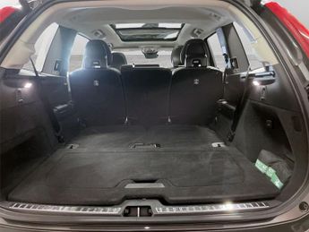 VOLVO XC90 2.0 B5 MHEV Plus SUV 5dr Diesel Hybrid Auto 4WD Euro 6 (s/s) (23