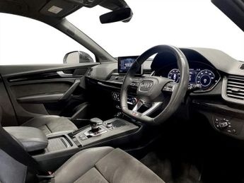 AUDI Q5 2.0 TFSIe 50 Black Edition SUV 5dr Petrol Plug-in Hybrid S Troni