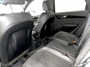 AUDI Q5 2.0 TFSIe 50 Black Edition SUV 5dr Petrol Plug-in Hybrid S Troni