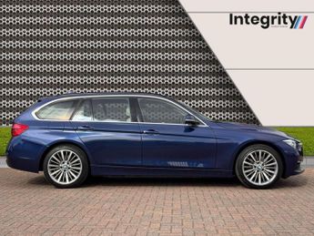 BMW 3 SERIES 3.0 330d Luxury Touring 5dr Diesel Auto xDrive Euro 6 (s/s) (258