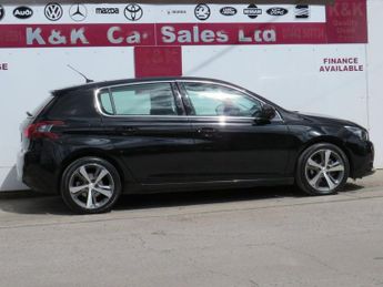 PEUGEOT 308 1.2 PureTech Allure Hatchback 5dr Petrol EAT Euro 6 (s/s) (130 p