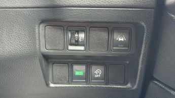NISSAN QASHQAI 1.2 DIG-T N-Connecta SUV 5dr Petrol XTRON Euro 6 (s/s) (115 ps)