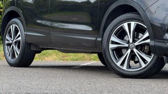 NISSAN QASHQAI 1.2 DIG-T N-Connecta SUV 5dr Petrol XTRON Euro 6 (s/s) (115 ps)