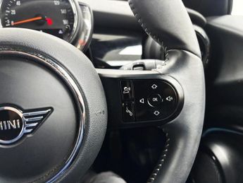 MINI HATCH 1.5 Cooper Sport Hatchback 3dr Petrol Steptronic Euro 6 (s/s) (1