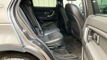 LAND ROVER DISCOVERY SPORT 2.0 TD4 Landmark SUV 5dr Diesel Auto 4WD Euro 6 (s/s) (180 ps)