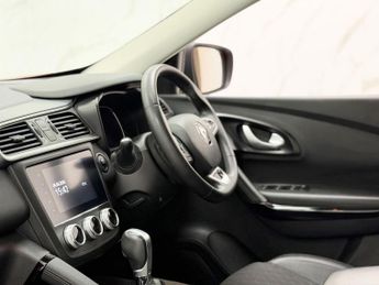 RENAULT KADJAR 1.3 TCe Iconic SUV 5dr Petrol EDC Euro 6 (s/s) (140 ps)