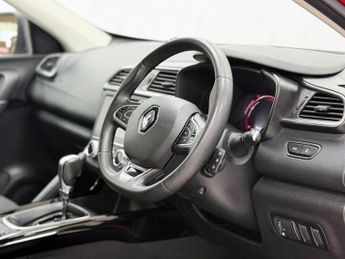 RENAULT KADJAR 1.3 TCe Iconic SUV 5dr Petrol EDC Euro 6 (s/s) (140 ps)