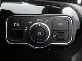 MERCEDES-BENZ A-CLASS 1.5 A180d Sport Hatchback 5dr Diesel 7G-DCT Euro 6 (s/s) (116 ps