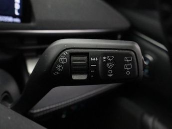 FORD MUSTANG MACH-E Standard Range 70kWh SUV 5dr Electric Automatic (269 ps)
