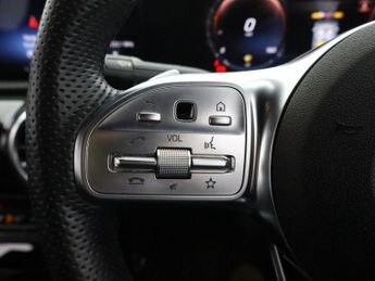 MERCEDES-BENZ CLA 1.3 CLA200 AMG Line Coupe 4dr Petrol 7G-DCT Euro 6 (s/s) (163 ps