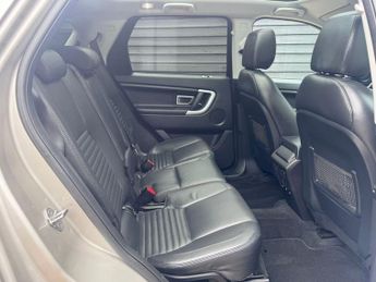 LAND ROVER DISCOVERY SPORT 2.0 TD4 HSE Luxury SUV 5dr Diesel Auto 4WD Euro 6 (s/s) (180 ps)