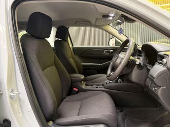 HONDA HR-V 1.5 h i-MMD Elegance SUV 5dr Petrol Hybrid CVT Euro 6 (s/s) (131