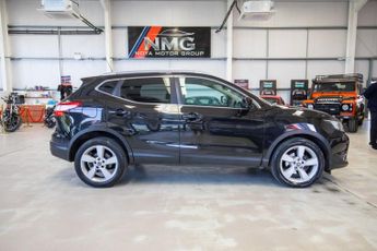 NISSAN QASHQAI 1.6 dCi n-tec+ SUV 5dr Diesel XTRON 2WD Euro 6 (s/s) (130 ps)