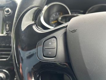 RENAULT CLIO 1.5 dCi Dynamique S MediaNav Hatchback 5dr Diesel EDC Euro 5 (90