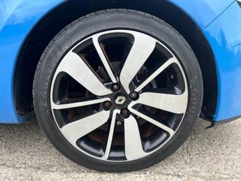 RENAULT CLIO 1.5 dCi Dynamique S MediaNav Hatchback 5dr Diesel EDC Euro 5 (90