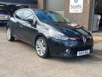 Renault Clio 0.9 TCe Dynamique S MediaNav Hatchback 5 Door Petrol Manual Blac