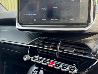 PEUGEOT E-2008 50kWh Allure SUV 5dr Electric Auto (7kW Charger) (136 ps)