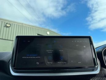 PEUGEOT E-2008 50kWh Allure SUV 5dr Electric Auto (7kW Charger) (136 ps)