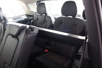 VOLVO XC90 2.0 B5 MHEV Plus Auto 4WD Euro 6 (s/s) 5dr