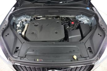 VOLVO XC90 2.0 B5 MHEV Plus Auto 4WD Euro 6 (s/s) 5dr