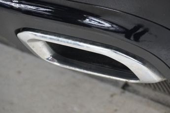 MERCEDES-BENZ GLC 2.0 GLC220d AMG Line SUV 5dr Diesel G-Tronic+ 4MATIC Euro 6 (s/s