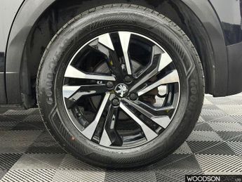 PEUGEOT E-2008 50kWh GT SUV 5dr Electric Auto (136 ps)