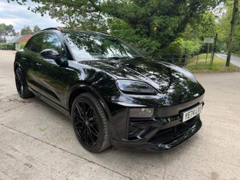 Porsche Macan 100kWh Turbo SUV 5dr Electric Auto 4WD (639 ps)