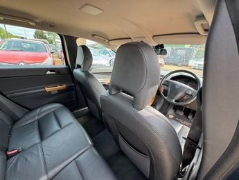 VOLVO V50 2.0D GPF SE Lux Estate 5dr Diesel Powershift Euro 4 (136 ps)