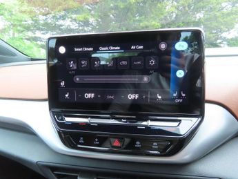 VOLKSWAGEN ID.4 Pure 52kWh City SUV 5dr Electric Auto (148 ps)