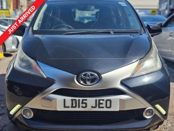 Toyota AYGO AUTOMATIC 1.0 VVT-i x-clusiv Hatchback 5dr Petrol x-shift Euro 5