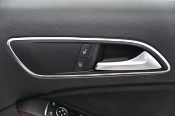 MERCEDES-BENZ A-CLASS 2.1 A200 CDI AMG Sport Hatchback 5dr Diesel 7G-DCT Euro 6 (s/s) 