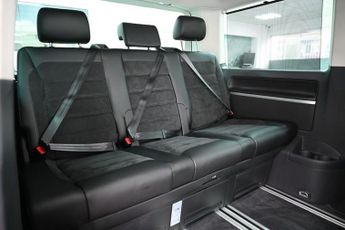 VOLKSWAGEN CARAVELLE 2.0 BiTDI BlueMotion Tech Executive MPV 5dr Diesel DSG Euro 6 (s