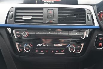 BMW 3 SERIES 2.0 318d M Sport Touring 5dr Diesel Auto Euro 6 (s/s) (150 ps)