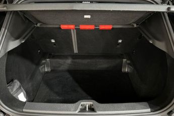 VOLVO EX30 Single Motor Extended Range 69kWh Ultra SUV 5dr Electric Auto (2