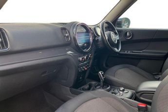 MINI COUNTRYMAN 1.5 Cooper Classic SUV 5dr Petrol Steptronic Euro 6 (s/s) (136 p