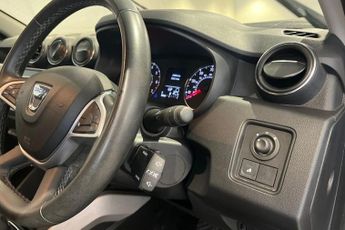 DACIA DUSTER 1.3 TCe Prestige SUV 5dr Petrol EDC Euro 6 (s/s) (150 ps) Multiv