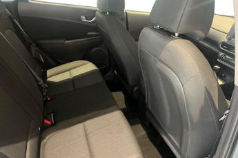 HYUNDAI KONA 1.6 h-GDi SE Connect SUV 5dr Petrol Hybrid DCT Euro 6 (s/s) (141