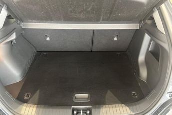 HYUNDAI KONA 1.6 h-GDi SE Connect SUV 5dr Petrol Hybrid DCT Euro 6 (s/s) (141
