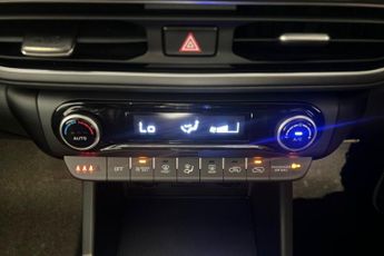 HYUNDAI KONA 1.6 h-GDi SE Connect SUV 5dr Petrol Hybrid DCT Euro 6 (s/s) (141