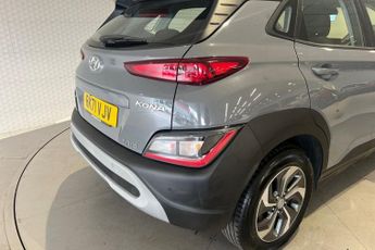 HYUNDAI KONA 1.6 h-GDi SE Connect SUV 5dr Petrol Hybrid DCT Euro 6 (s/s) (141